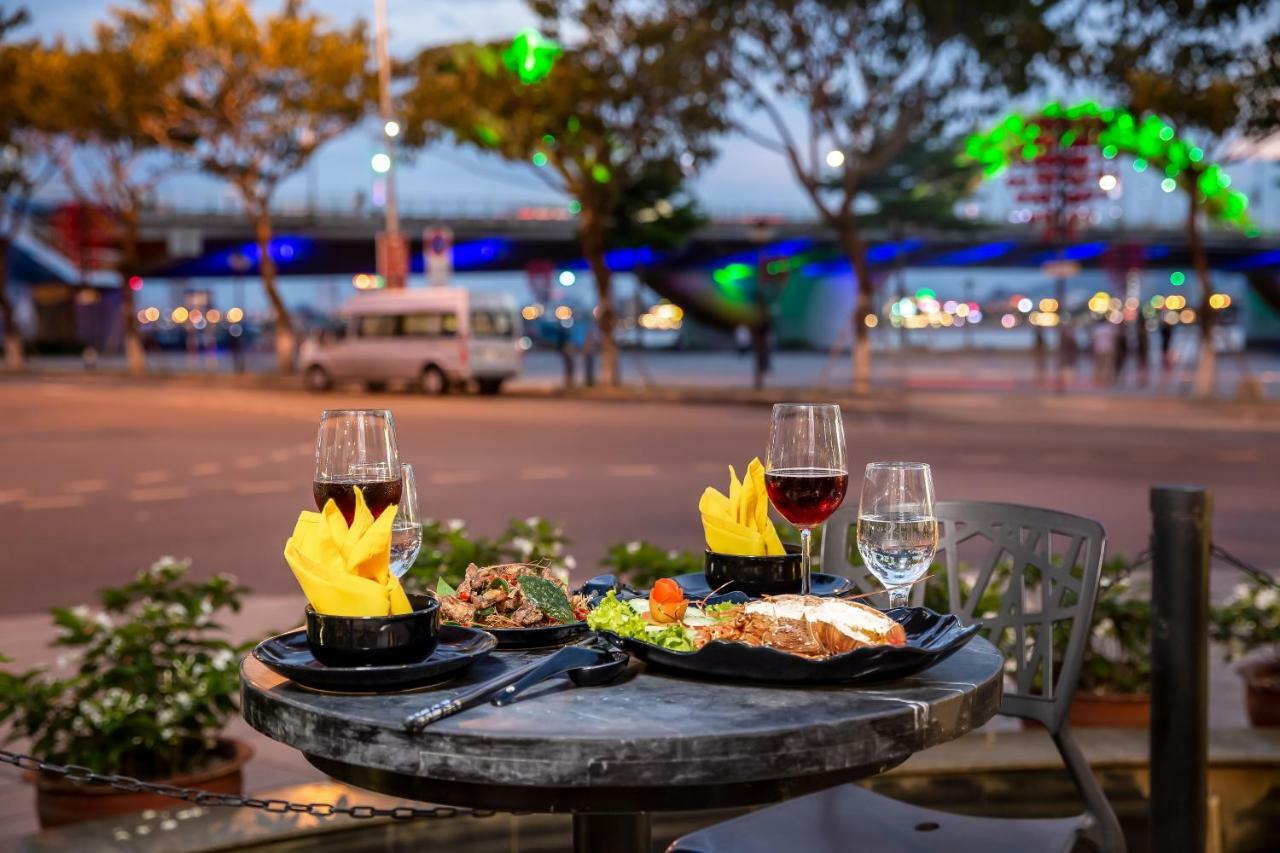 Da Nang Riverside Hotel Εξωτερικό φωτογραφία